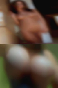 AR nude girls showing there pussy.